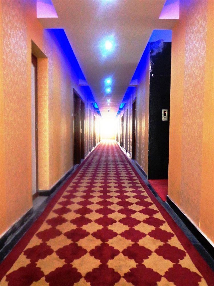 Hotel R K Palace Bodh Gaya Dış mekan fotoğraf